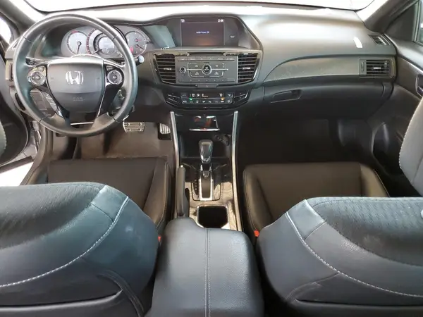 1HGCR2F57HA046675 2017 HONDA ACCORD - Image 8