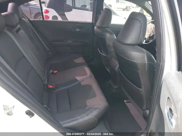 1HGCR2F57HA049852 2017 HONDA ACCORD - Image 8