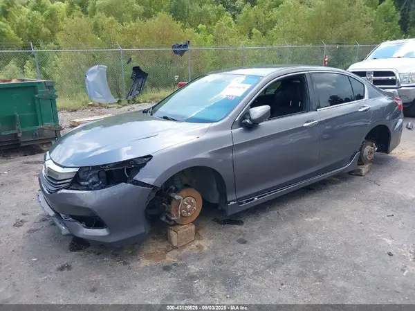 1HGCR2F57HA056512 2017 HONDA ACCORD - Image 2