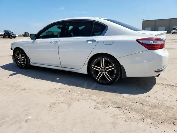 1HGCR2F57HA056767 2017 HONDA ACCORD - Image 2