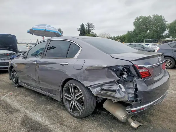 1HGCR2F57HA060298 2017 HONDA ACCORD - Image 2