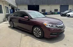 1HGCR2F57HA067736 2017 HONDA ACCORD