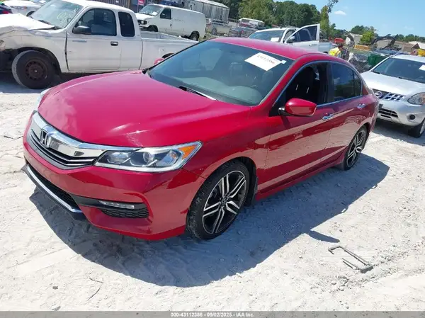 1HGCR2F57HA069339 2017 HONDA ACCORD - Image 2