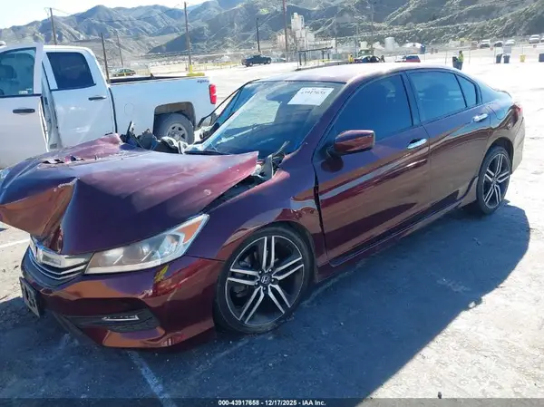 1HGCR2F57HA072449 2017 HONDA ACCORD - Image 2