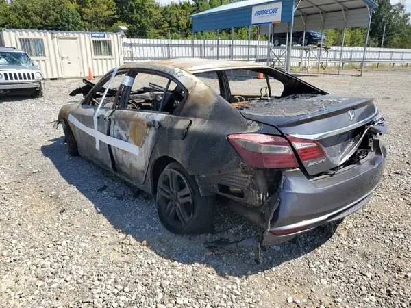 1HGCR2F57HA077490 2017 HONDA ACCORD - Image 2