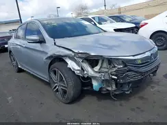 1HGCR2F57HA082818 2017 HONDA ACCORD