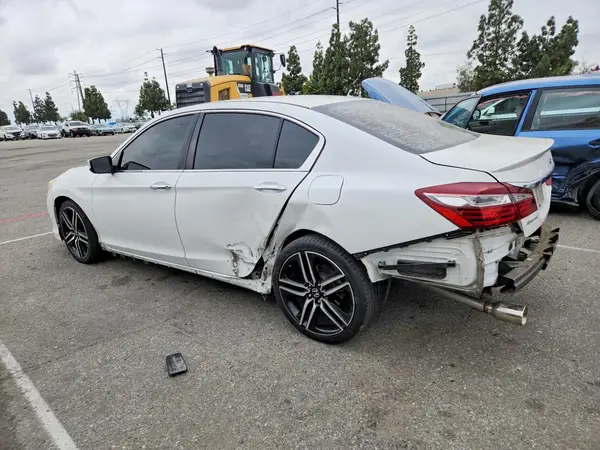 1HGCR2F57HA100573 2017 HONDA ACCORD - Image 2