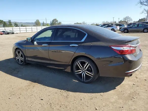 1HGCR2F57HA113209 2017 HONDA ACCORD - Image 2