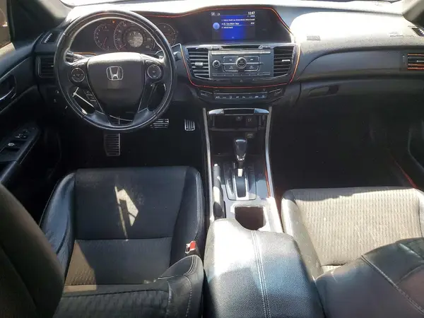 1HGCR2F57HA122105 2017 HONDA ACCORD - Image 8