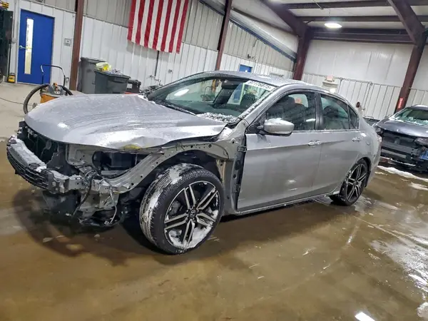 1HGCR2F57HA124422 2017 HONDA ACCORD - Image 1