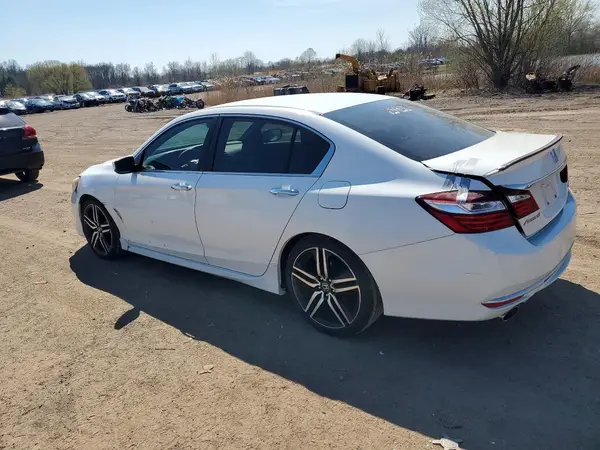 1HGCR2F57HA130740 2017 HONDA ACCORD - Image 2