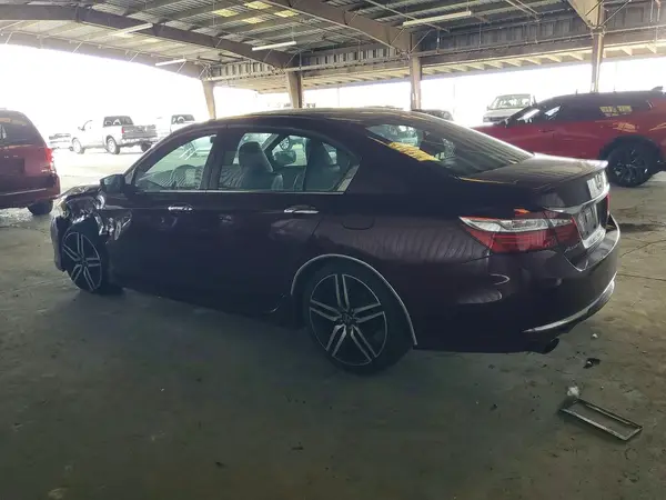 1HGCR2F57HA132925 2017 HONDA ACCORD - Image 2