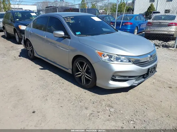 1HGCR2F57HA139860 2017 HONDA ACCORD - Image 1