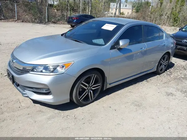 1HGCR2F57HA139860 2017 HONDA ACCORD - Image 2