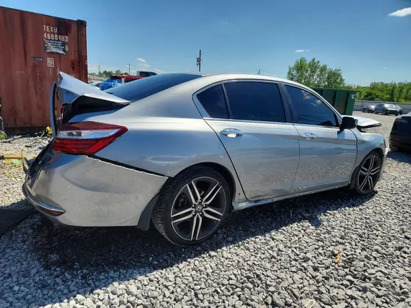 1HGCR2F57HA145755 2017 HONDA ACCORD - Image 2