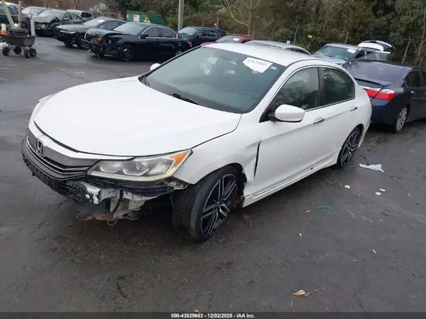1HGCR2F57HA170011 2017 HONDA ACCORD - Image 2