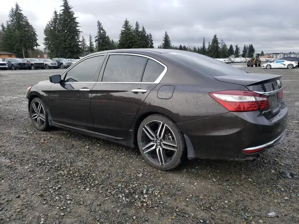 1HGCR2F57HA172258 2017 HONDA ACCORD - Image 2