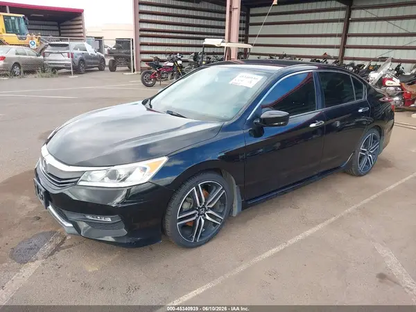 1HGCR2F57HA173751 2017 HONDA ACCORD - Image 2