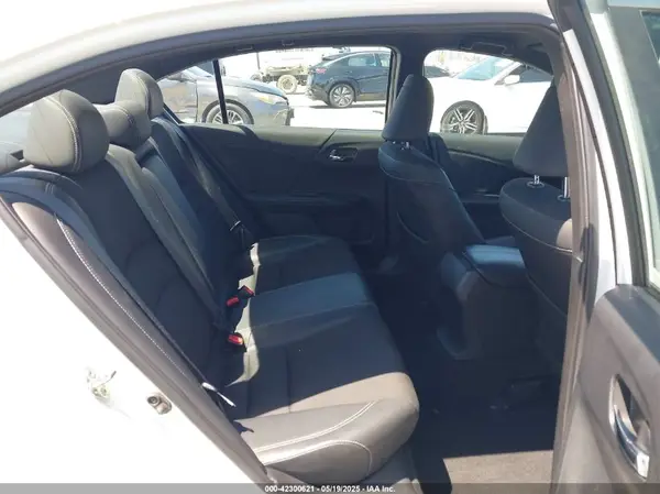 1HGCR2F57HA176102 2017 HONDA ACCORD - Image 8