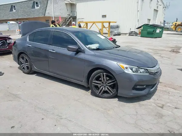 1HGCR2F57HA180215 2017 HONDA ACCORD - Image 1