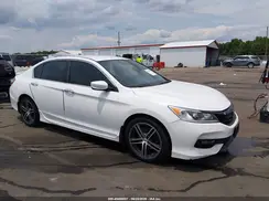 1HGCR2F57HA188900 2017 HONDA ACCORD