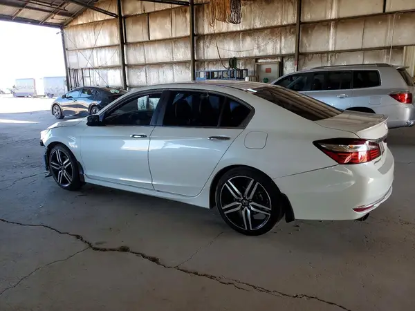 1HGCR2F57HA207235 2017 HONDA ACCORD - Image 2