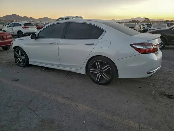 1HGCR2F57HA208983 2017 HONDA ACCORD - Image 2