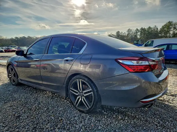 1HGCR2F57HA212743 2017 HONDA ACCORD - Image 2