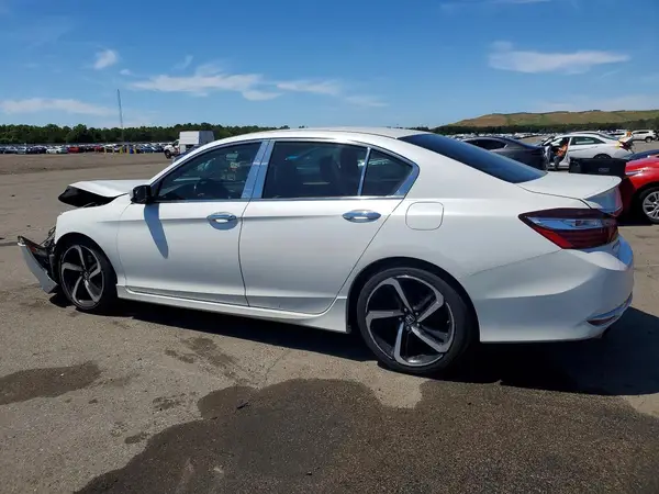 1HGCR2F57HA220843 2017 HONDA ACCORD - Image 2
