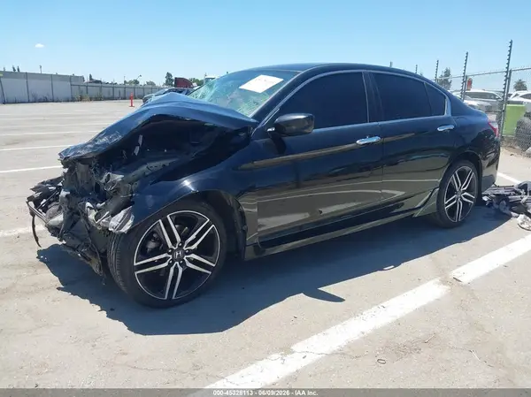 1HGCR2F57HA231275 2017 HONDA ACCORD - Image 2