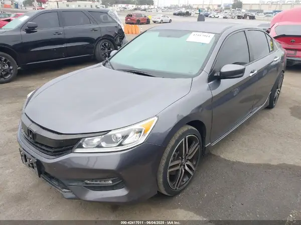 1HGCR2F57HA237707 2017 HONDA ACCORD - Image 2