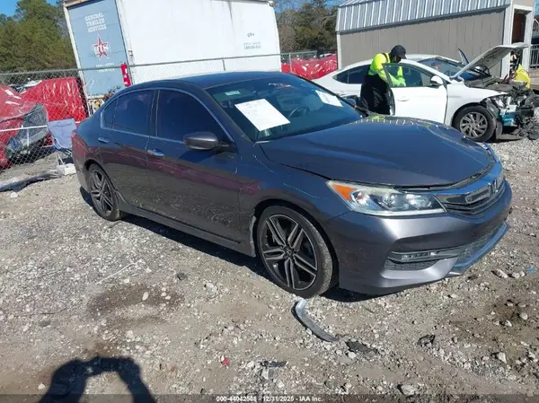 1HGCR2F57HA256936 2017 HONDA ACCORD - Image 1