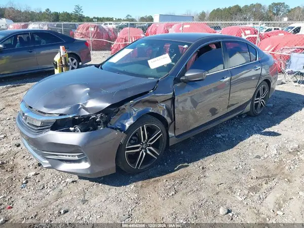 1HGCR2F57HA256936 2017 HONDA ACCORD - Image 2