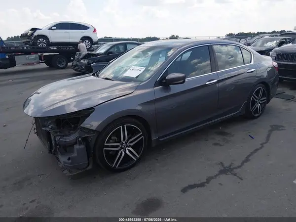 1HGCR2F57HA269671 2017 HONDA ACCORD - Image 2