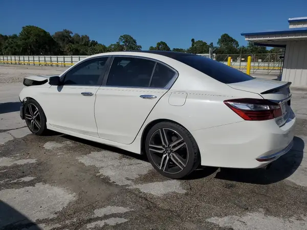 1HGCR2F57HA274708 2017 HONDA ACCORD - Image 2