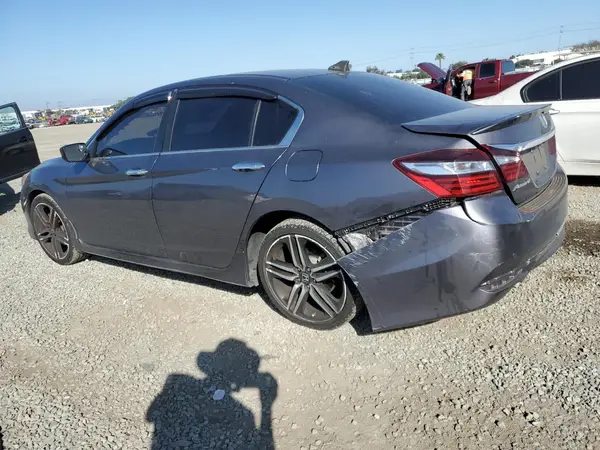 1HGCR2F57HA281223 2017 HONDA ACCORD - Image 2