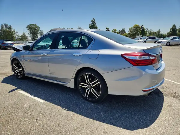 1HGCR2F57HA281741 2017 HONDA ACCORD - Image 2