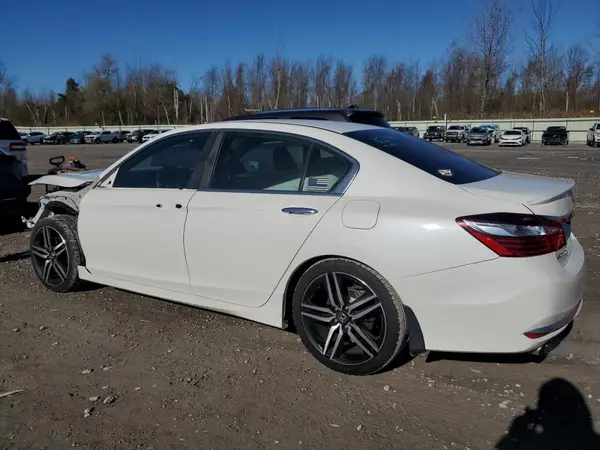 1HGCR2F57HA285594 2017 HONDA ACCORD - Image 2