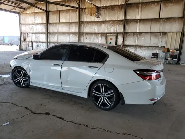 1HGCR2F57HA290049 2017 HONDA ACCORD - Image 2