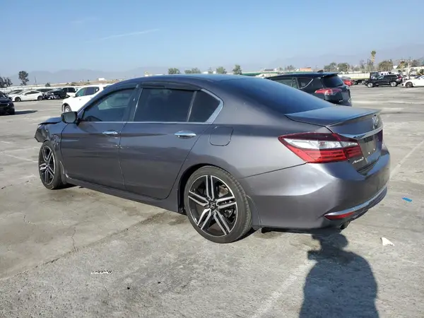 1HGCR2F57HA295526 2017 HONDA ACCORD - Image 2