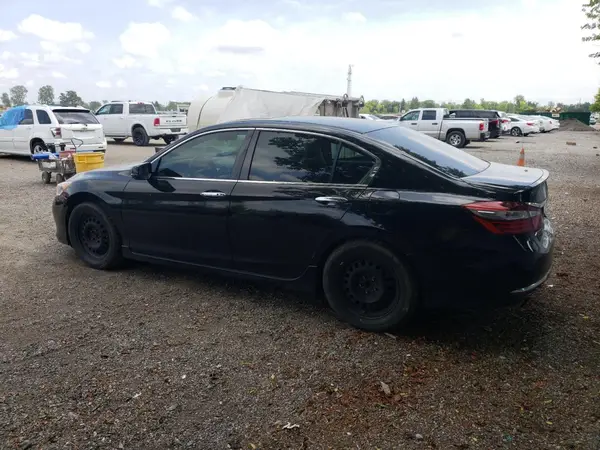1HGCR2F57HA811061 2017 HONDA ACCORD - Image 2