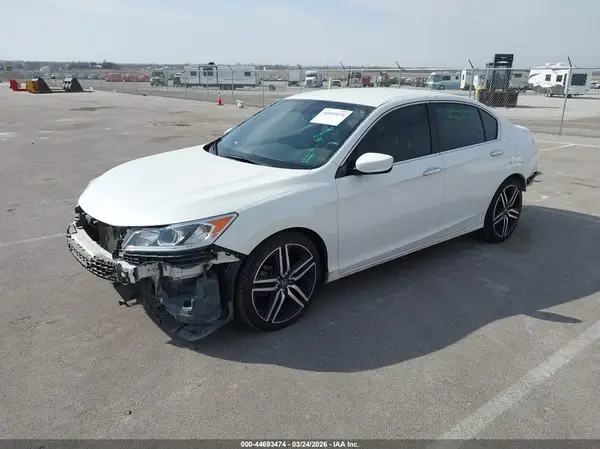 1HGCR2F58GA013036 2016 HONDA ACCORD - Image 2
