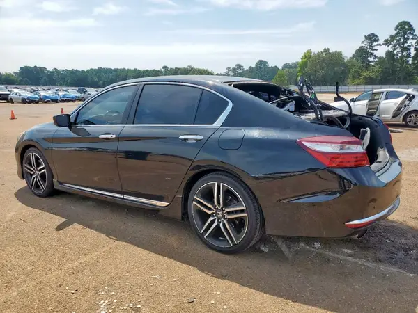 1HGCR2F58GA015059 2016 HONDA ACCORD - Image 2