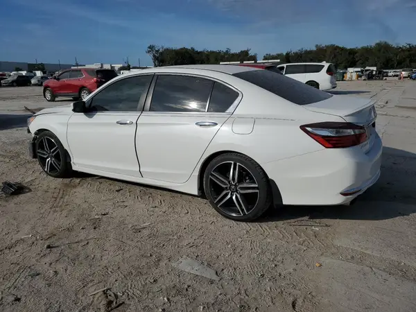 1HGCR2F58GA015675 2016 HONDA ACCORD - Image 2