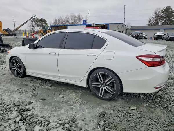 1HGCR2F58GA023470 2016 HONDA ACCORD - Image 2
