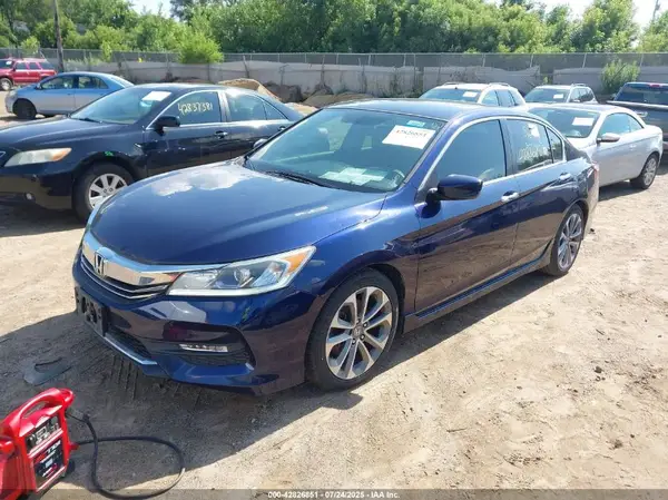 1HGCR2F58GA069140 2016 HONDA ACCORD - Image 2