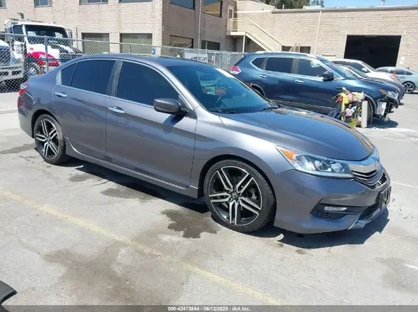 1HGCR2F58GA074001 2016 HONDA ACCORD - Image 1