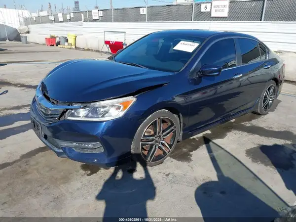 1HGCR2F58GA079408 2016 HONDA ACCORD - Image 2