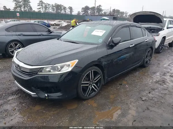 1HGCR2F58GA091395 2016 HONDA ACCORD - Image 2