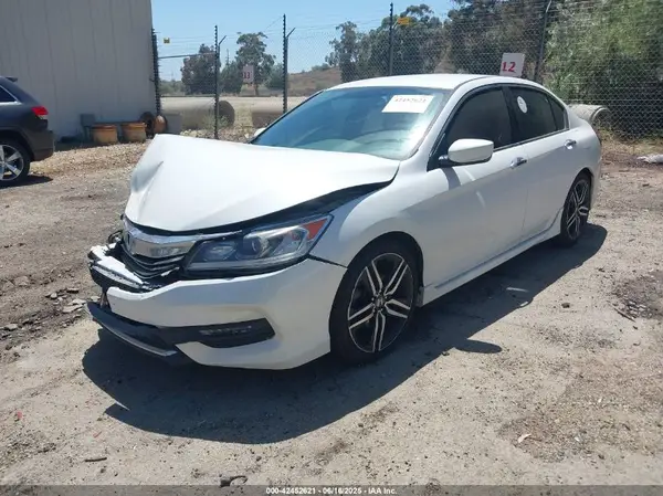 1HGCR2F58GA091784 2016 HONDA ACCORD - Image 2